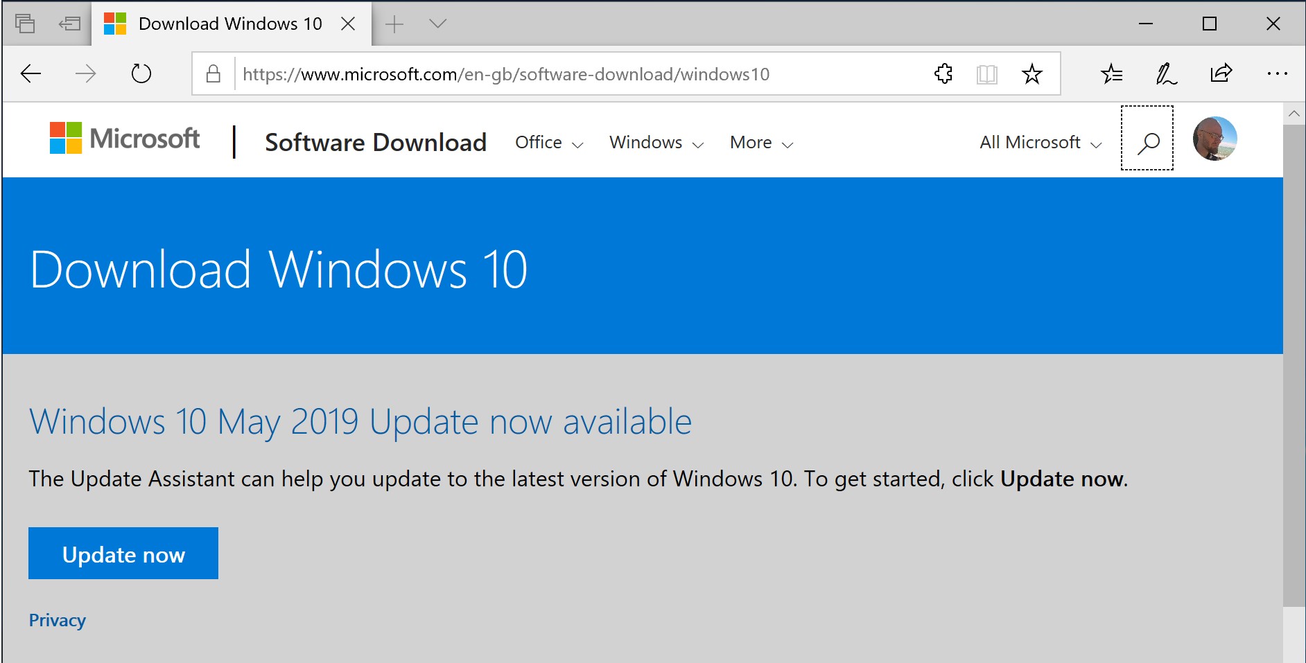 Windows 10 website showing the Update Assistant link